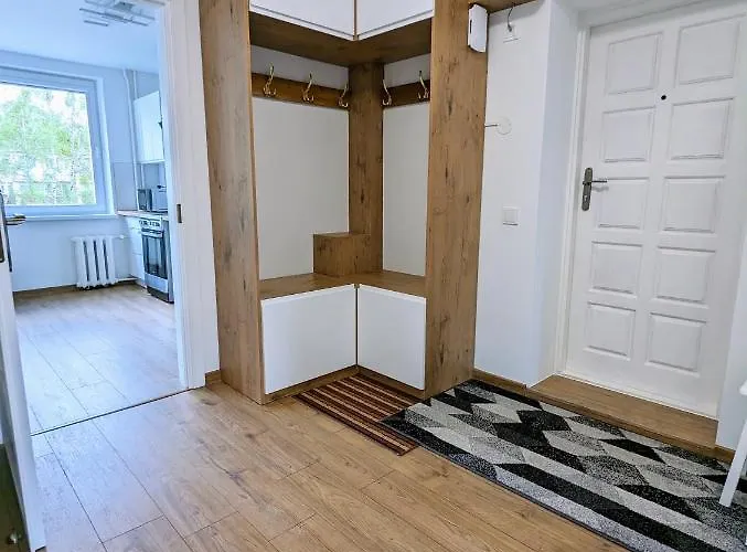 Lovely 2-bedroom Flat In The Heart Of